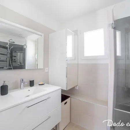 Holiday home Sumptuous 2 Bedroom House With Ac Close To The Beach - Dodo Et Tartine *